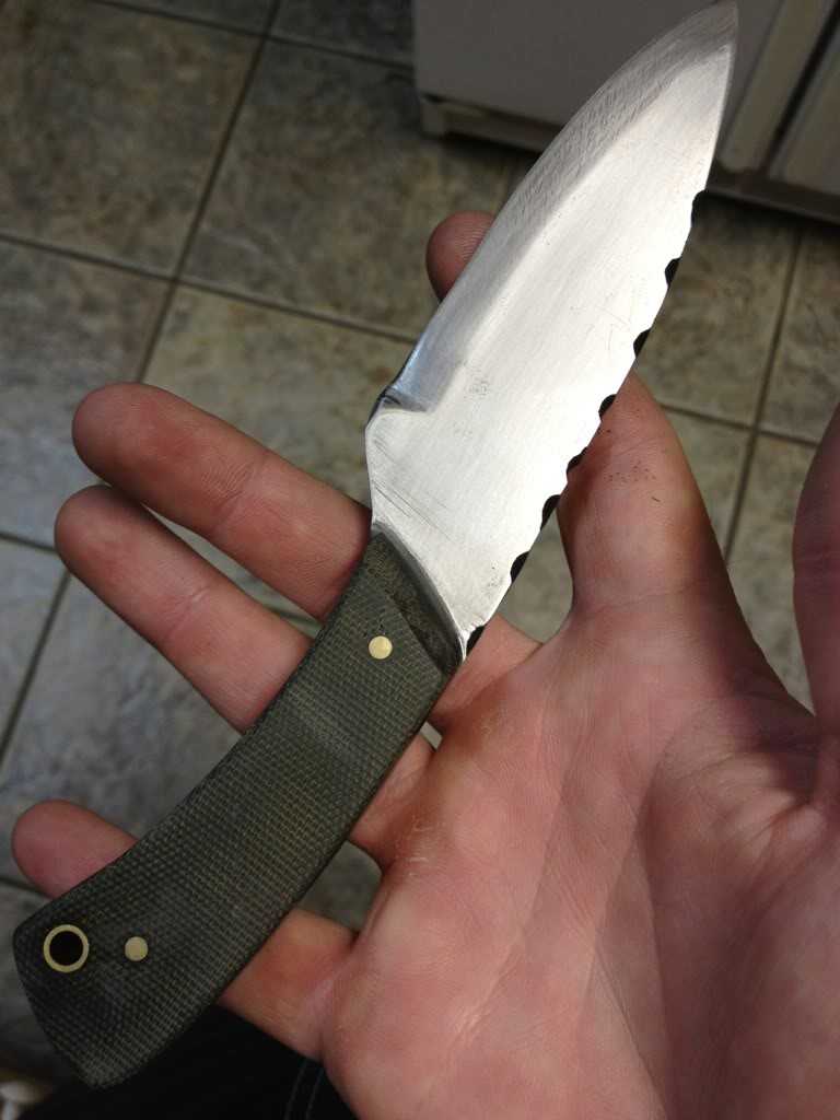 Клинки закаленные. Нож каленый. Закаленная сталь нож. Закалка ножа. Закалка клинка.